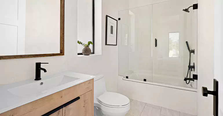 Tub Replacement With Shower in Delta